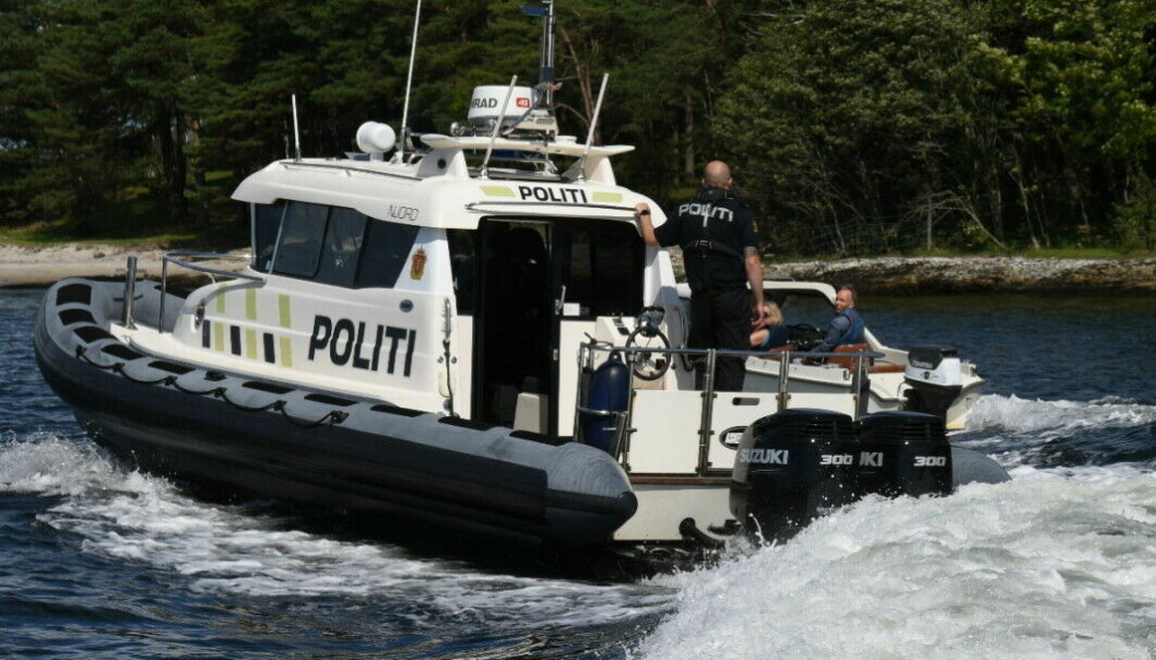PROMILLE: Blåser du til under 0.8 på promilletesten, kan du fortsette båtturen. Strand Båtforening i Bærum mener promillegrensen bør senkes til 0,2 og melder seg ut av KNBF. Illustrasjonsfoto: Atle Knutsen.