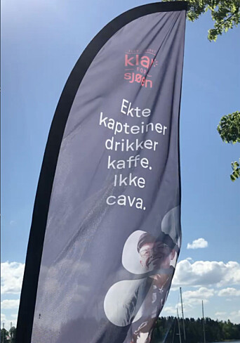 Flagget vaier i Strand Båtforening. Flagget vaier i Strand Båtforening.