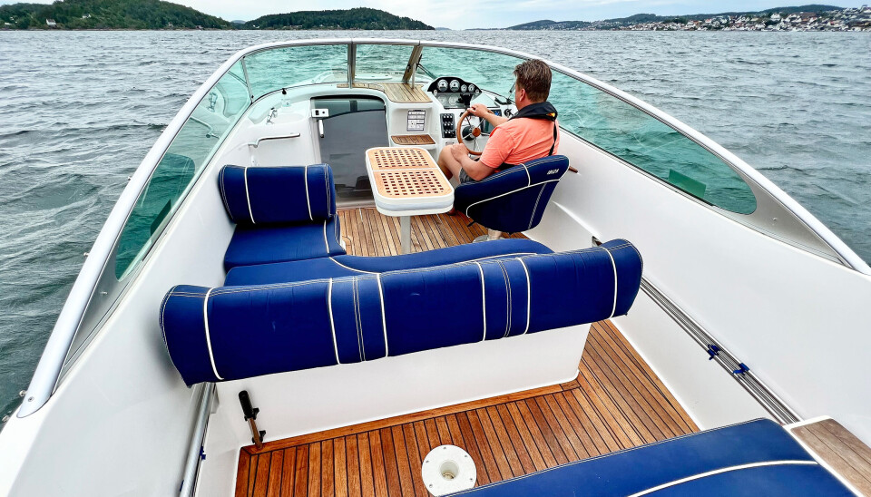 SOSIAL: Uteplassen på Ibiza 24 Touring er svært sosial og komfortabel, noe som bidrar til dens popularitet på bruktmarkedet. SOSIAL: Uteplassen på Ibiza 24 Touring er svært sosial og komfortabel, noe som bidrar til dens popularitet på bruktmarkedet.