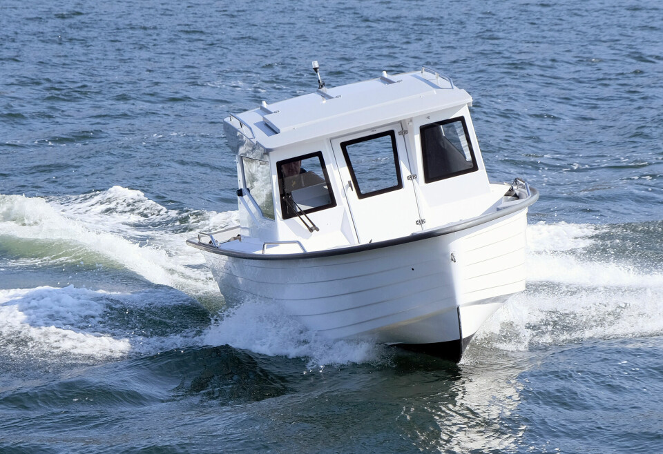 FLATBUNNET: Sting 600 Pro HT er en flatbunnet båt. Stabil med fine sjøegenskaper.