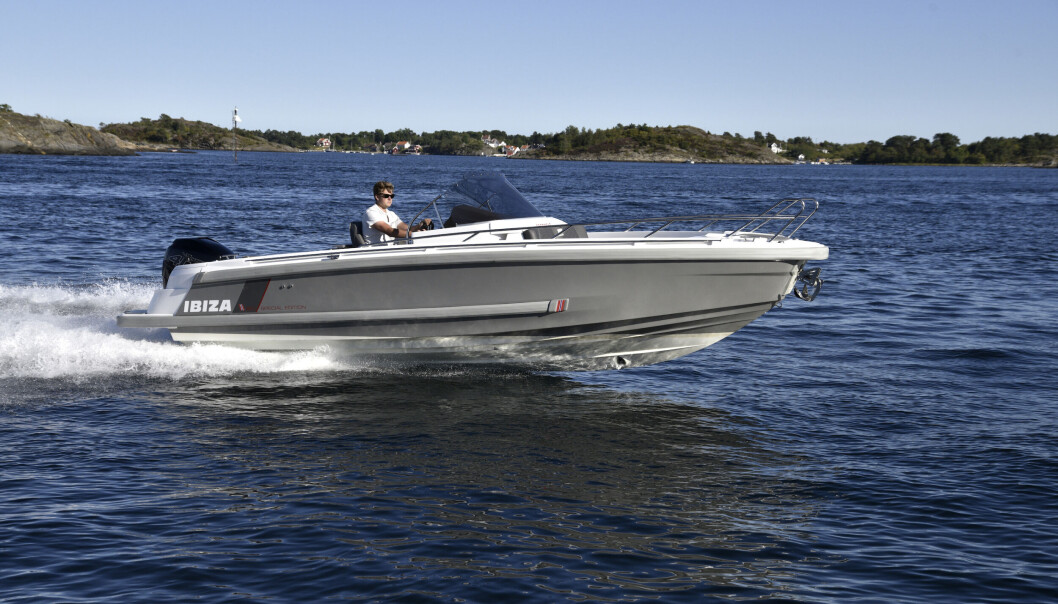NY VERSJON: Ibiza 801 Sport er en ny versjon av 801 Sport Cab som ble lansert i 2015. NY VERSJON: Ibiza 801 Sport er en ny versjon av 801 Sport Cab som ble lansert i 2015.