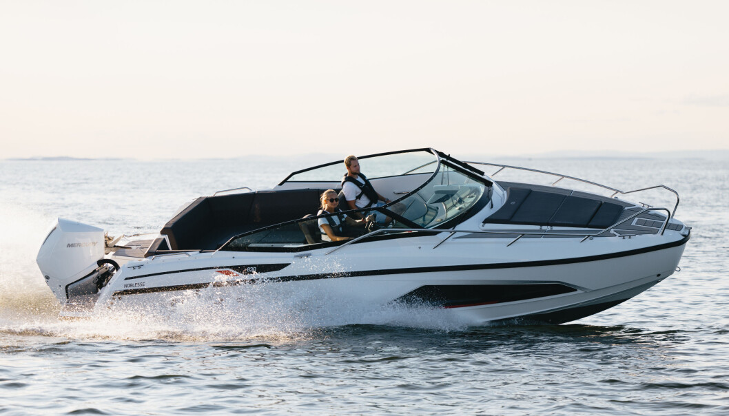 MELLOM TO LEIRE: Stor daycruiser? Eller liten coupe? MELLOM TO LEIRE: Stor daycruiser? Eller liten coupe?