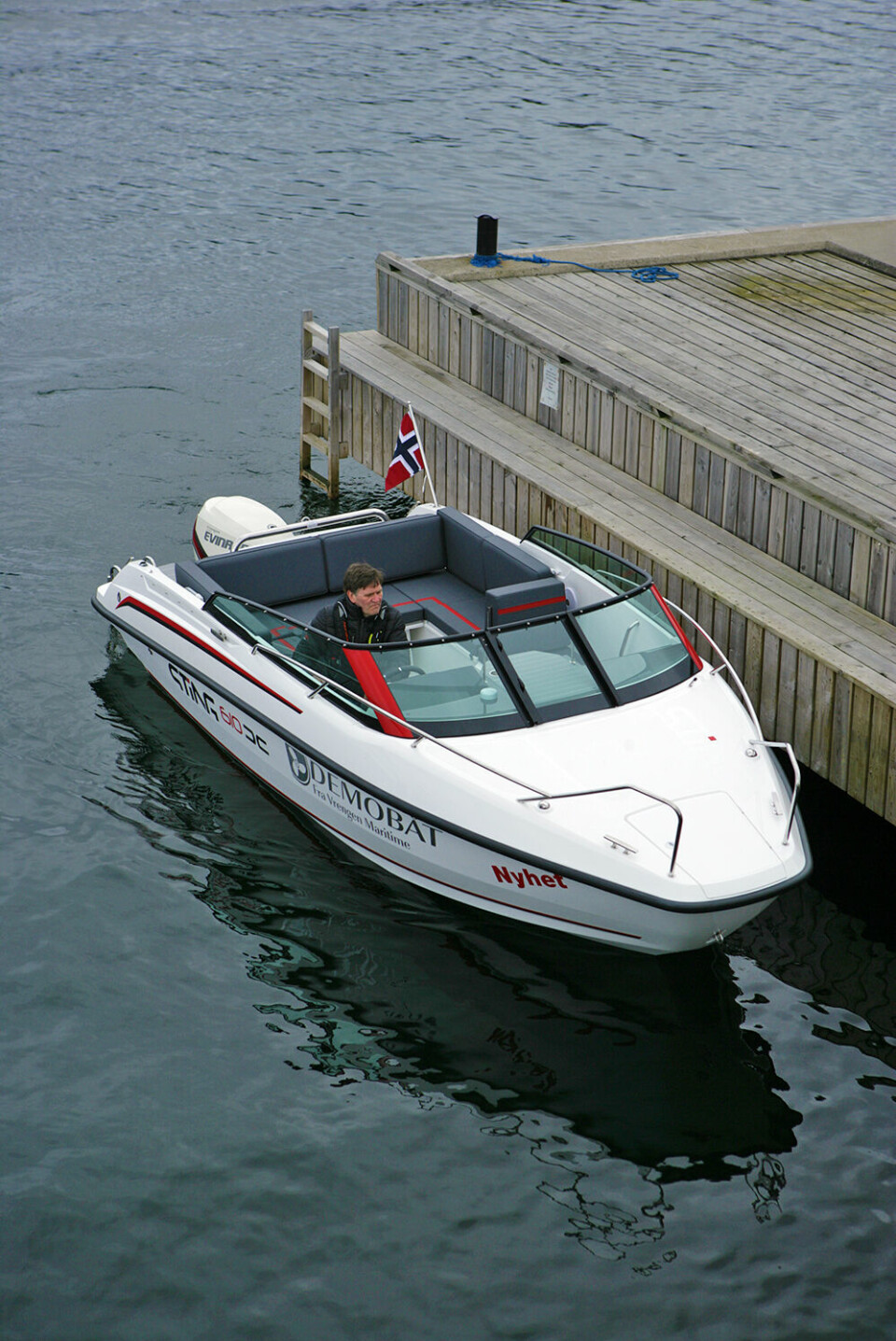 ENKEL OG GREI: Skjærgårdsjeepen er en tradisjonell båt, men den er likevel vår favoritt - i all sin enkelhet Sting 610 S