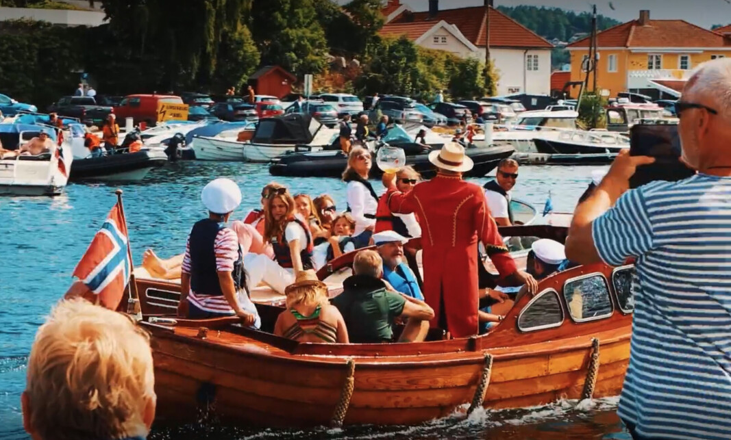 ILLUSTRASJONSFOTO: Etter den søte kløe kommer den sure svie, sies det, det fikk en som deltok på denne folkefesten erfare. ILLUSTRASJONSFOTO: Etter den søte kløe kommer den sure svie, sies det, det fikk en som deltok på denne folkefesten erfare.