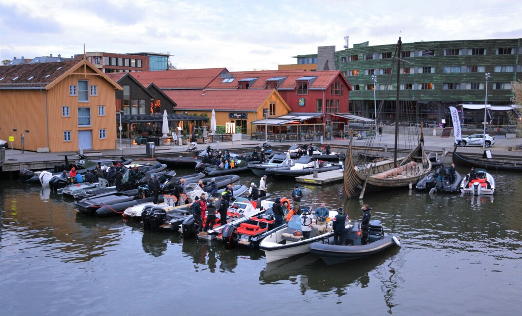 FLOTILJE: 26 Goldfisher av ymse slag var samlet til høsttreff i Tønsberg i helgen. De vakte absolutt oppsikt. Foto: Knut-Erik Lahn/Tønsbergs Blad. FLOTILJE: 26 Goldfisher av ymse slag var samlet til høsttreff i Tønsberg i helgen. De vakte absolutt oppsikt. Foto: Knut-Erik Lahn/Tønsbergs Blad.