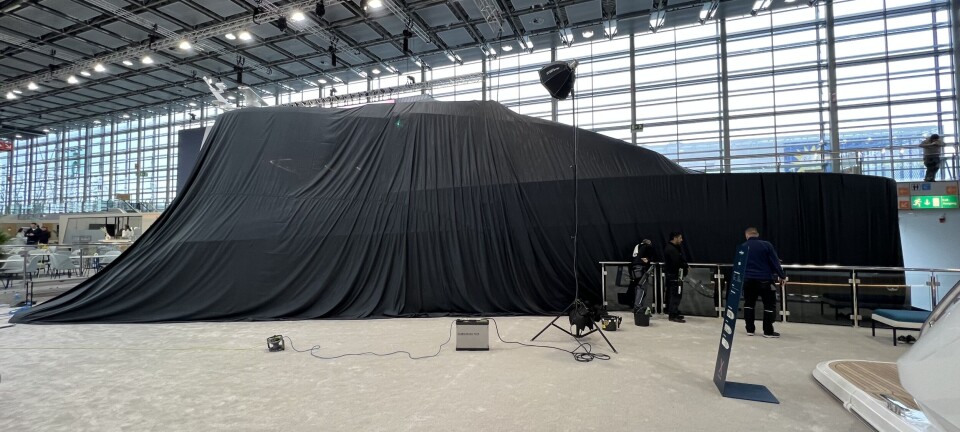 Avduket Princess S72 på Boot