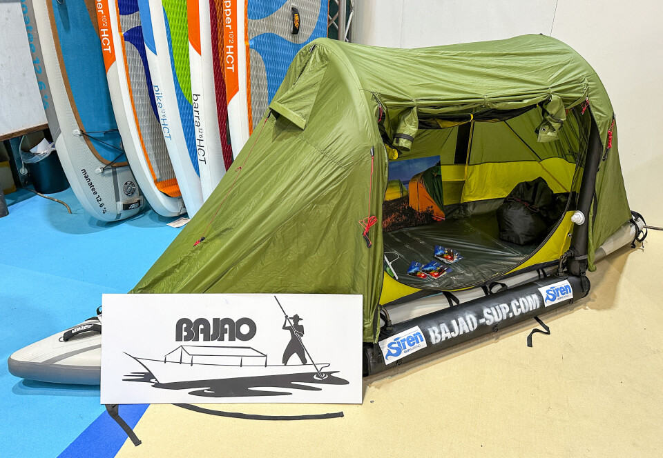 Sov på SUP med dette teltet