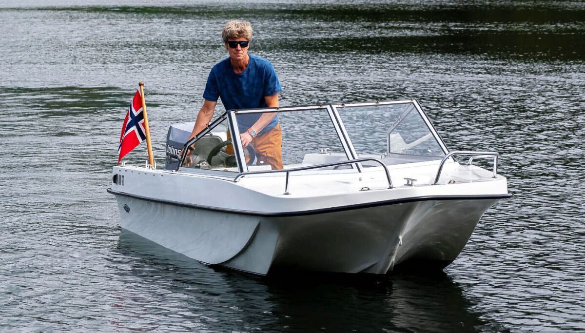 Båten min: verneverdig Trifoil 100 GT som er god for 50 knop