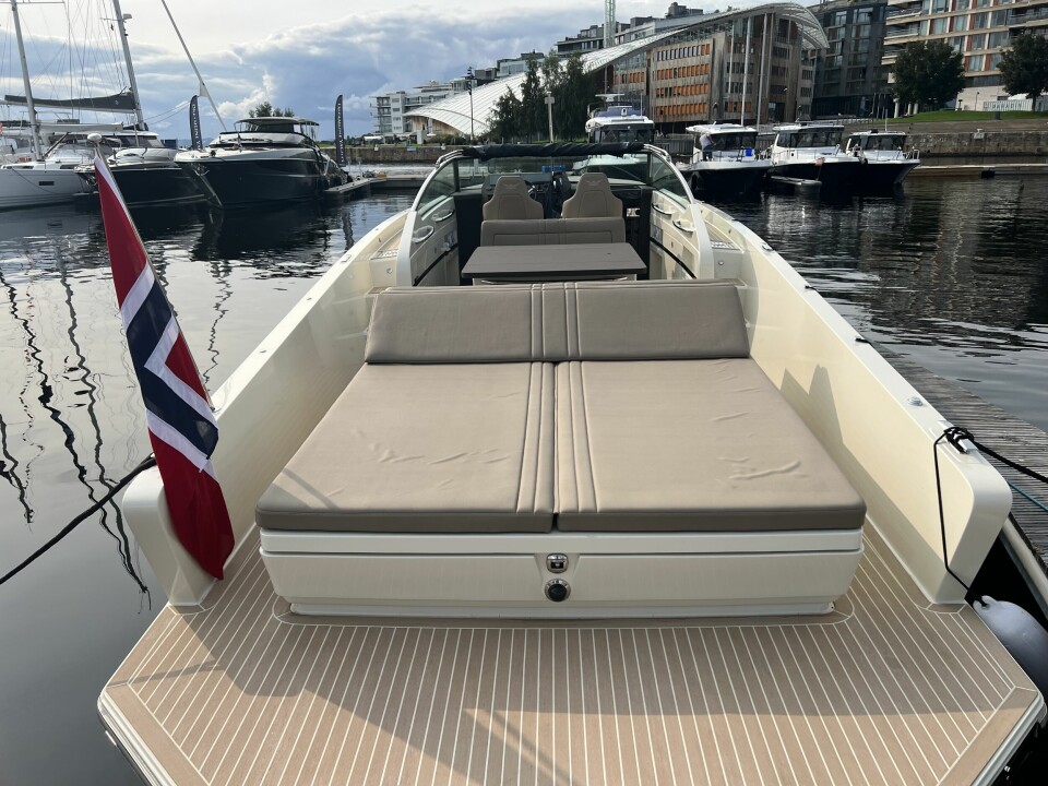RETRO: Coronet Suncruiser 35 er en av nyhetene på Båter i sjøen 2023. Eldre husker merkevaren som en storhet på 70-tallet.