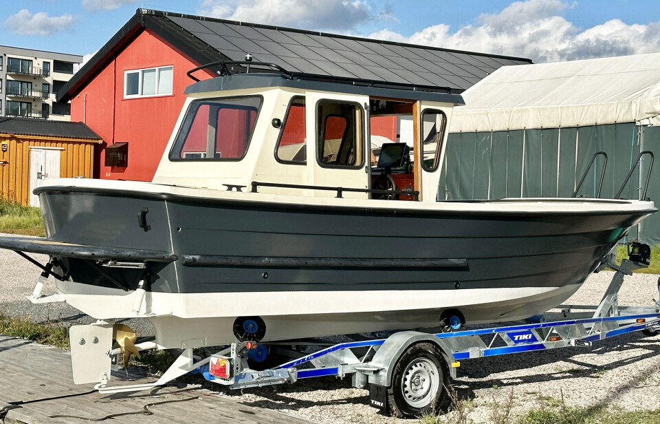 Les om oppgradering av 26 år gammel Minor 6400 i Båtmagasinet!