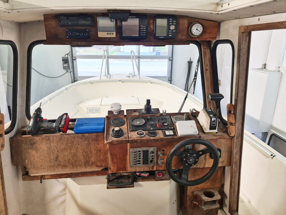 Les om oppgradering av 26 år gammel Minor 6400 i Båtmagasinet!