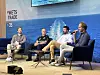 FOIL: Under METS 2023 ble det holdt hele 19 foredrag om foiling. Fra venstre: CEO i seabird, Richard Draisey, medarbeider og tidligere OL-seiler, Glenn Ashby, moderator Luca Rizzoti og medarbeider i Mer concept Harold Baseden.