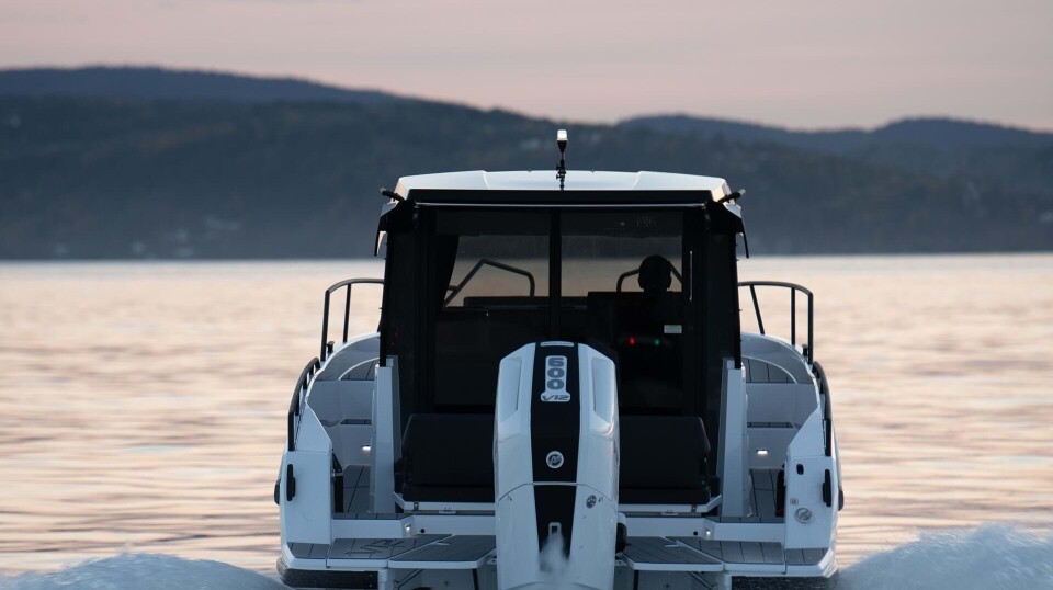 Solnedganger oppleves best i 905 V12. Solnedganger oppleves best i 905 V12.