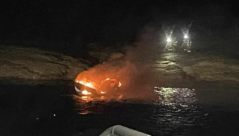 OMKOM En mann er funnet omkommet etter brann i en seilbåt ved Hvaler i natt.