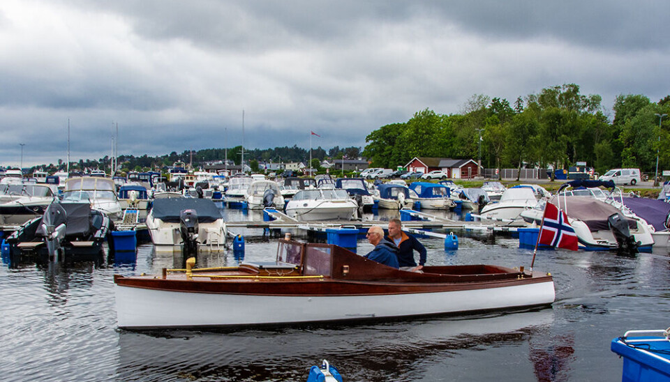 LEVER I BESTE VELGÅENDE Båten alle trodde var borte for alltid lever i beste velgående. Byggenummer 13 har kommet hjem til Tvedestrand. LEVER I BESTE VELGÅENDE Båten alle trodde var borte for alltid lever i beste velgående. Byggenummer 13 har kommet hjem til Tvedestrand.