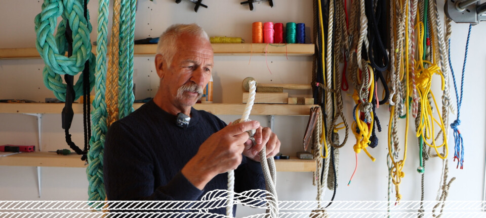 Spleisemannen viser deg pålestikket