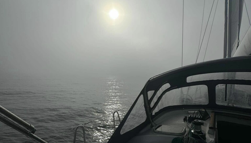 MØTTE TÅKA rundt Lindesnes. MØTTE TÅKA rundt Lindesnes.