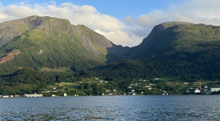 – Ligger vi i samme havn mer enn et døgn, våkner nomaden i oss.