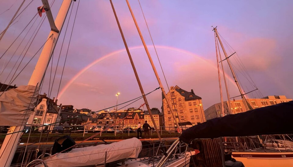 GODNATT fra gjestehavna i Ålesund. Vi fikk ligge på utsiden av en båt som skulle til Bodø. GODNATT fra gjestehavna i Ålesund. Vi fikk ligge på utsiden av en båt som skulle til Bodø.