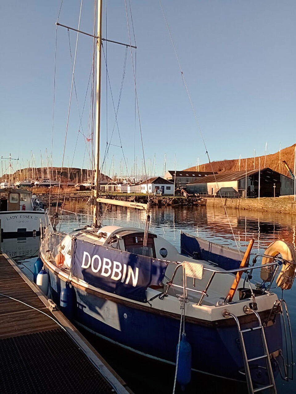 SAVNET: «Dobbin» dro fra Shetland 26. juli og mannskapet ble meldt savnet av pårørende. Tirsdag kveld ble båten funnet i god behold vest for Lofoten.