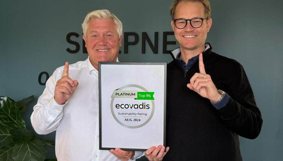 Administrerende direktør i Sleipner-gruppen, Ronny Skauen og firmaets leder for samsvar og bærekraft, Ole Kristian Olsen med EcoVadis-diplomet. Administrerende direktør i Sleipner-gruppen, Ronny Skauen og firmaets leder for samsvar og bærekraft, Ole Kristian Olsen med EcoVadis-diplomet.