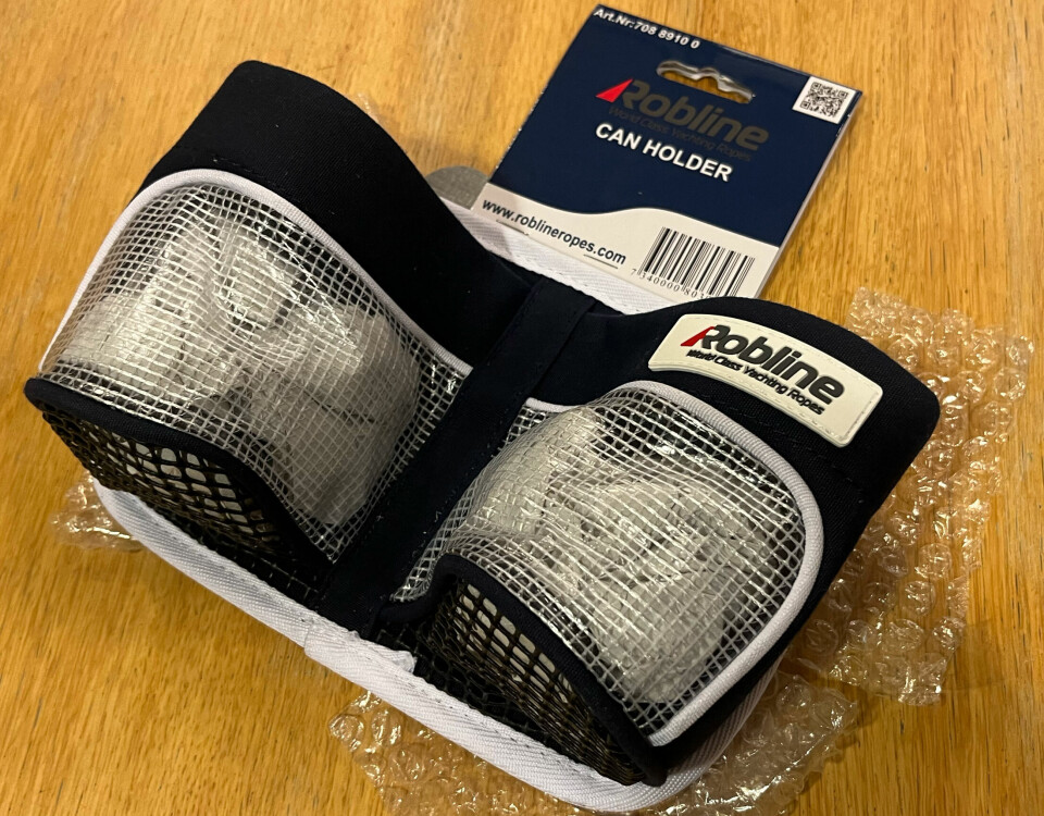 KOPPHOLDER: Et besøk til Maritim endte med koppholdere. Disse kan festes med sugekopp eller med skruer. Super gave til 495 kroner.