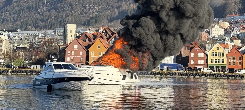 Bransjemann fikk loss brennende båt