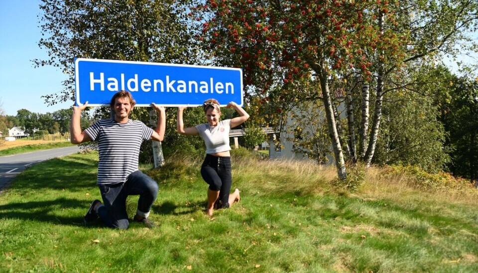 FILMMAKERE: Linn Charlotte og Paul har begått dokumentarfilm om Haldenkanalen.