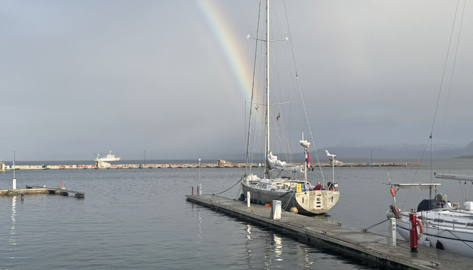 MAGISK: Stemningsfull himmel ved kysten.