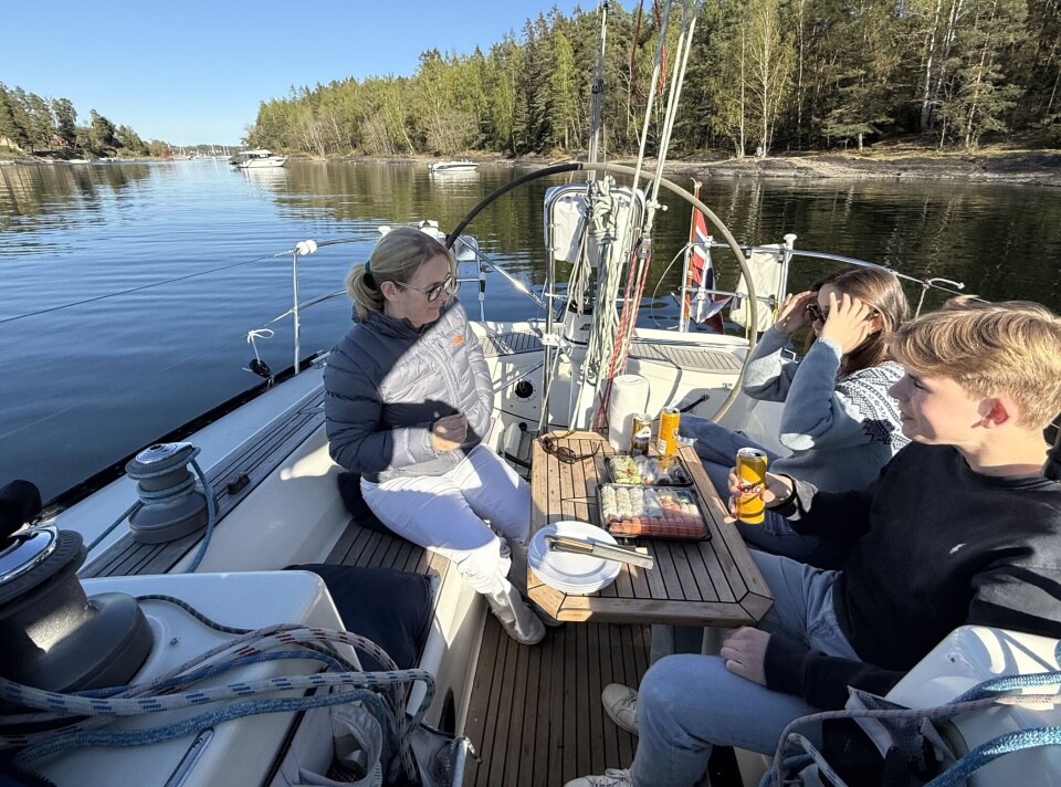 MIDDAG: Hva er vel bedre enn middag i middagsbukta en fredag ettermiddag.