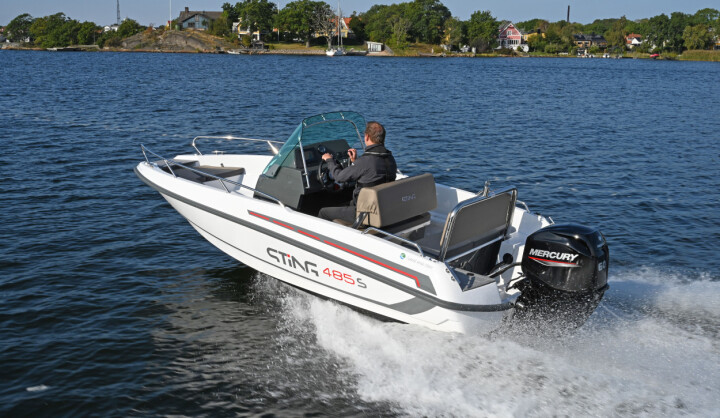 Sting 485 S - elegant med smarte detaljer