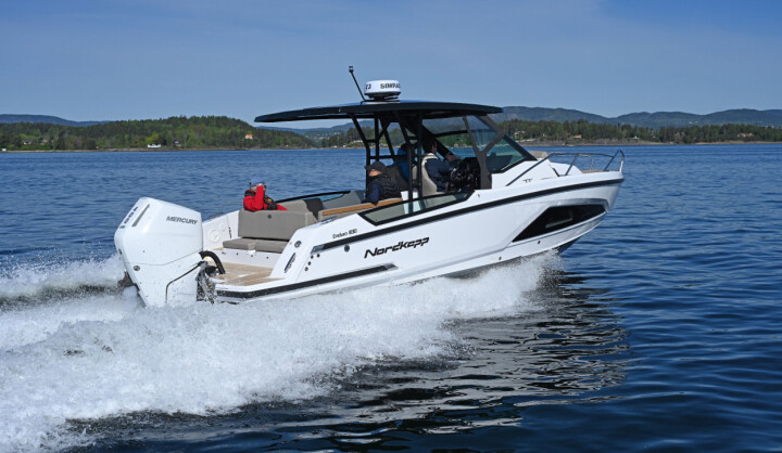 Finslipt T-top-båt med mange lure løsninger