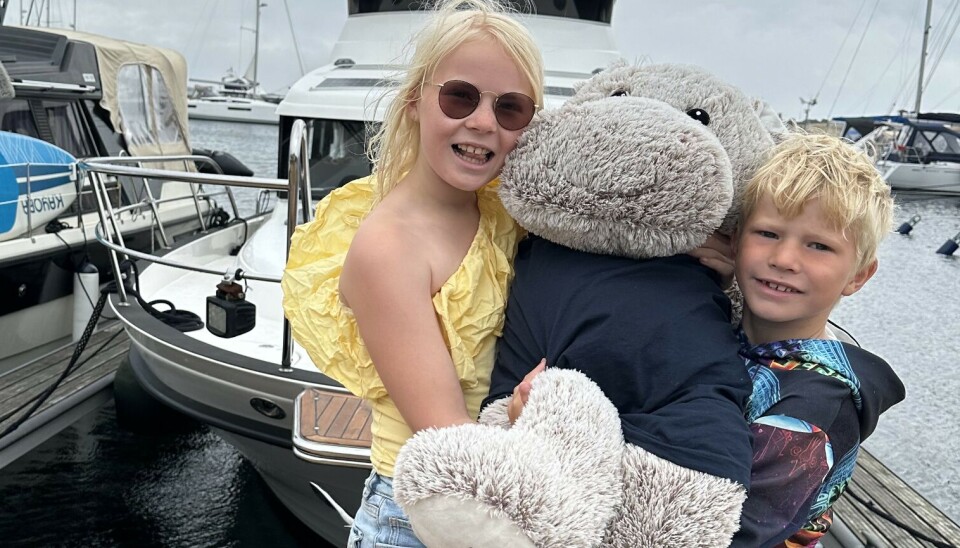 VERDENS ENDE: Med første familie reiste Blid til Verdens ende. Om bord hos ny familie blir det spennende å se hvor bamsen ender opp.