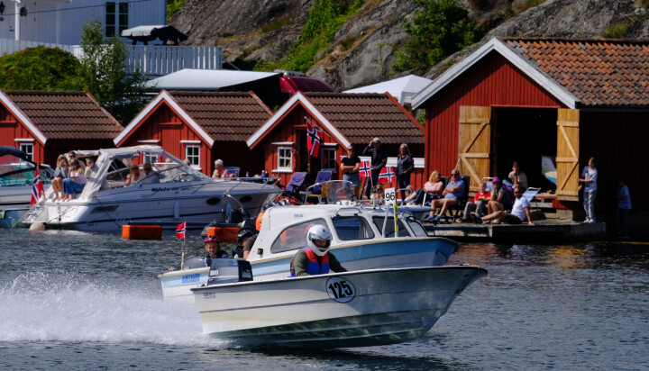Folkefest og 3000 besøkende