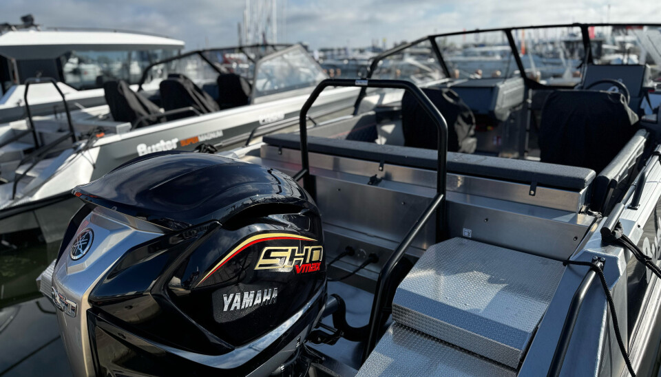 7,2 METER: Buster Magnum er en 7,2 meter lang åpen båt med plass til åtte personer. Buster Magnum VMAX er utstyrt med Yamahas nye VF250XB-motor.