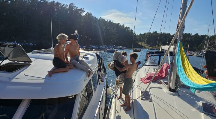 Sommertoktet til bamsen Blid