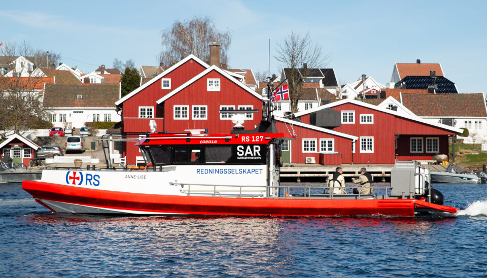 Våren 2025 ble redningsskøyta RS 127 «Anne Lise» døpt i Lillesand, etter en total ombygging, fullfinansiert av den London-baserte stiftelsen AKO Foundation. Våren 2025 ble redningsskøyta RS 127 «Anne Lise» døpt i Lillesand, etter en total ombygging, fullfinansiert av den London-baserte stiftelsen AKO Foundation.