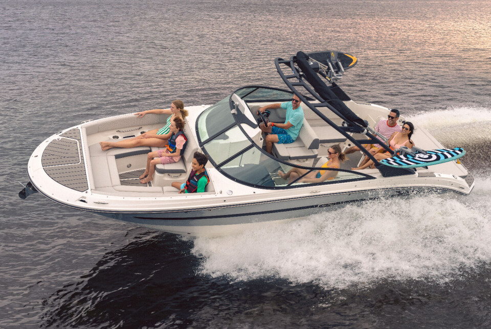 Sea Ray SDX Surf – en ny generasjon båtglede