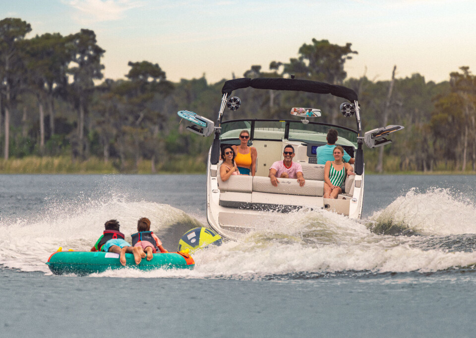 Sea Ray SDX Surf – en ny generasjon båtglede