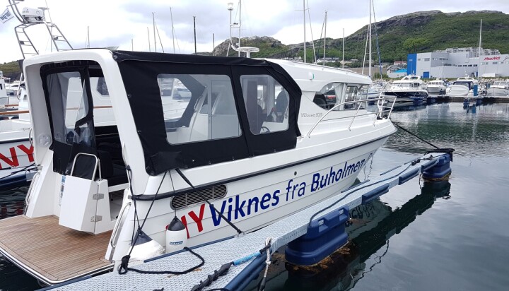 Blodrødt for båtimportørene