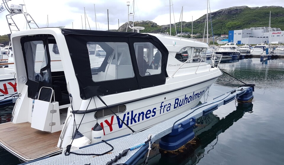 Blodrødt for båtimportørene